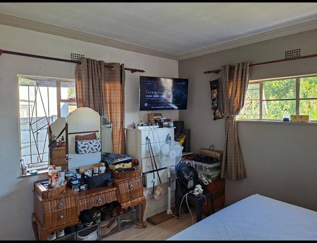 3 BEDROOM HOUSE FOR SALE IN CLAREMONT